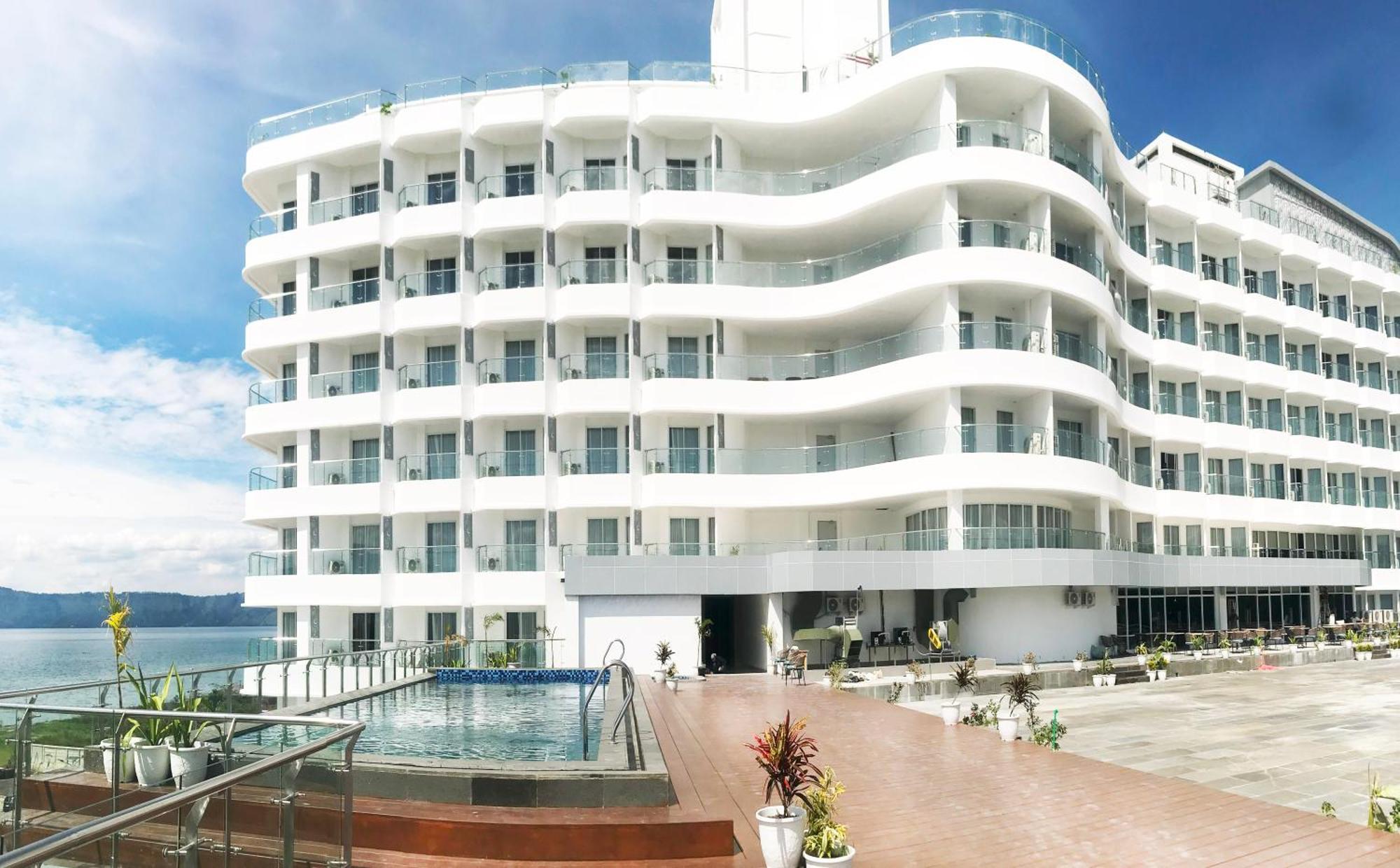 Labersa Hotel & Convention Center Samosir Sinapuran Eksteriør billede