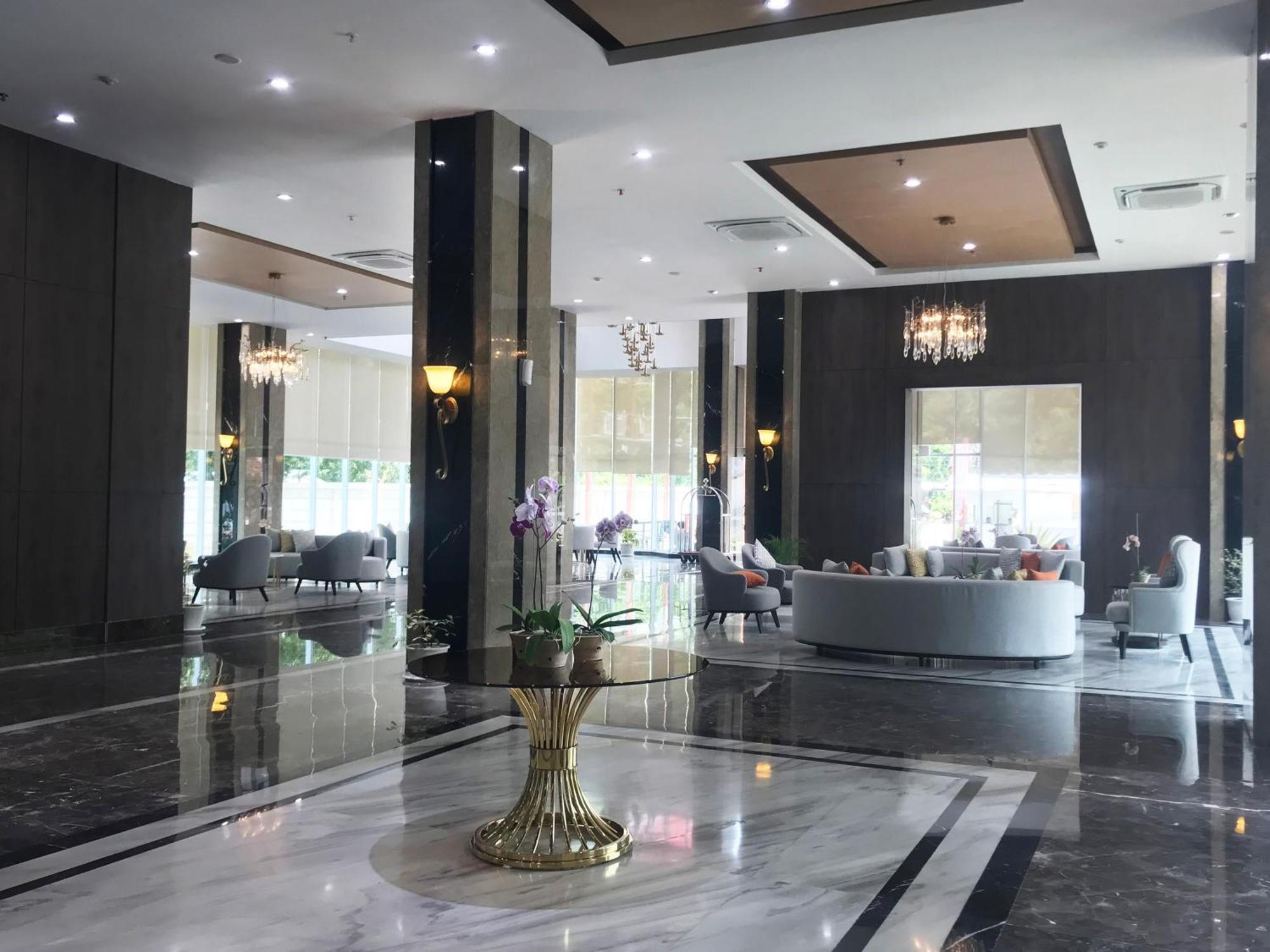 Labersa Hotel & Convention Center Samosir Sinapuran Eksteriør billede